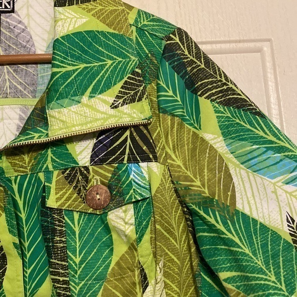 Berek2 top - Picture 3 of 8